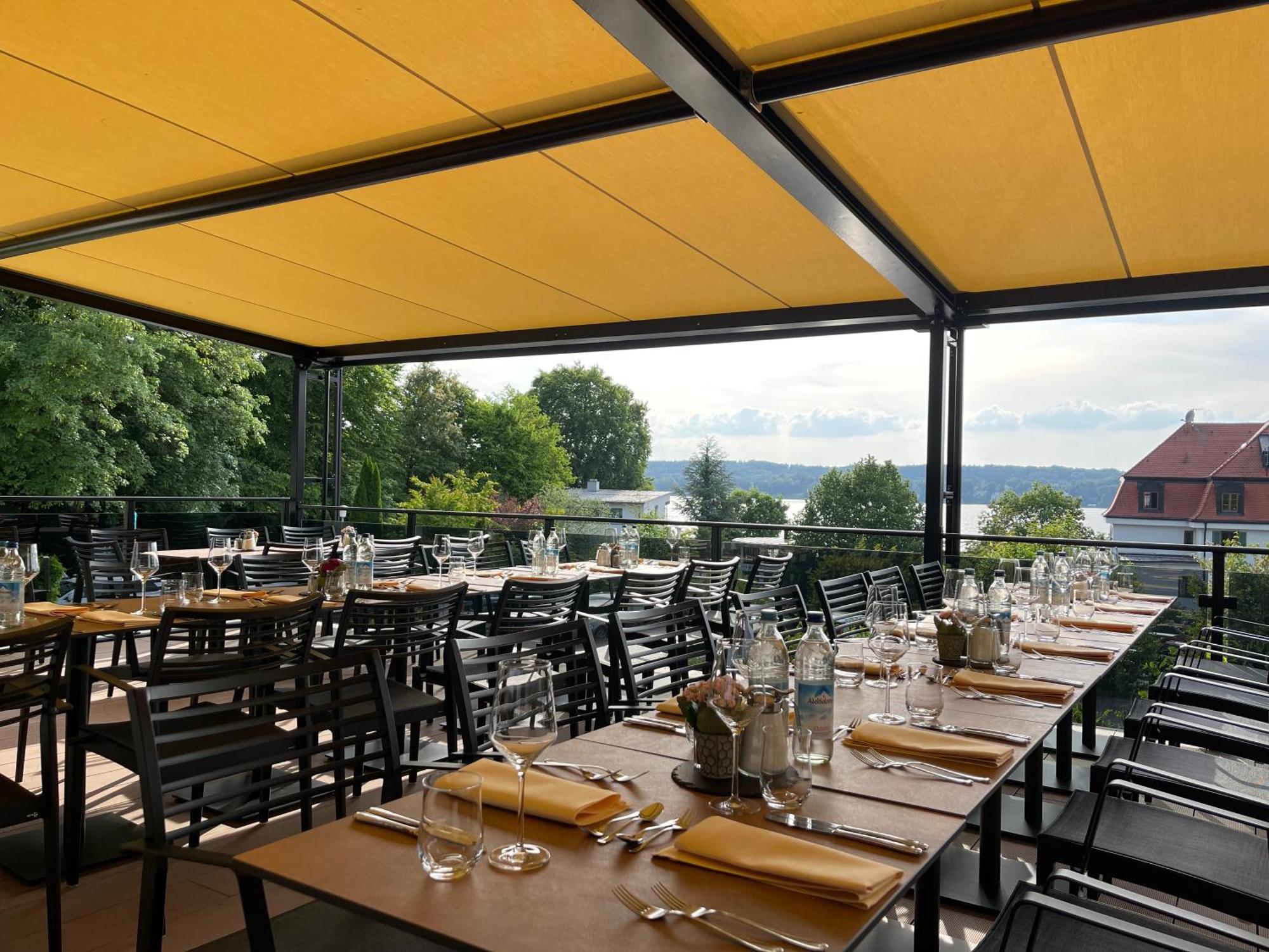 Hotel Schloss Berg แบร์ก อัม ชตาร์นแบร์เกอร์เซ ภายนอก รูปภาพ