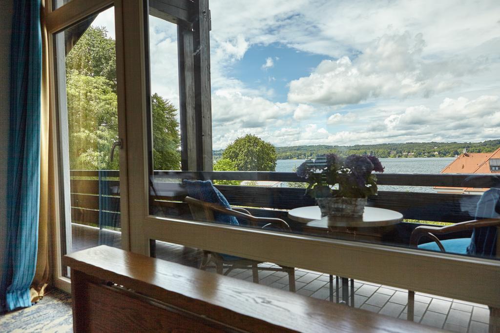 Hotel Schloss Berg แบร์ก อัม ชตาร์นแบร์เกอร์เซ ภายนอก รูปภาพ