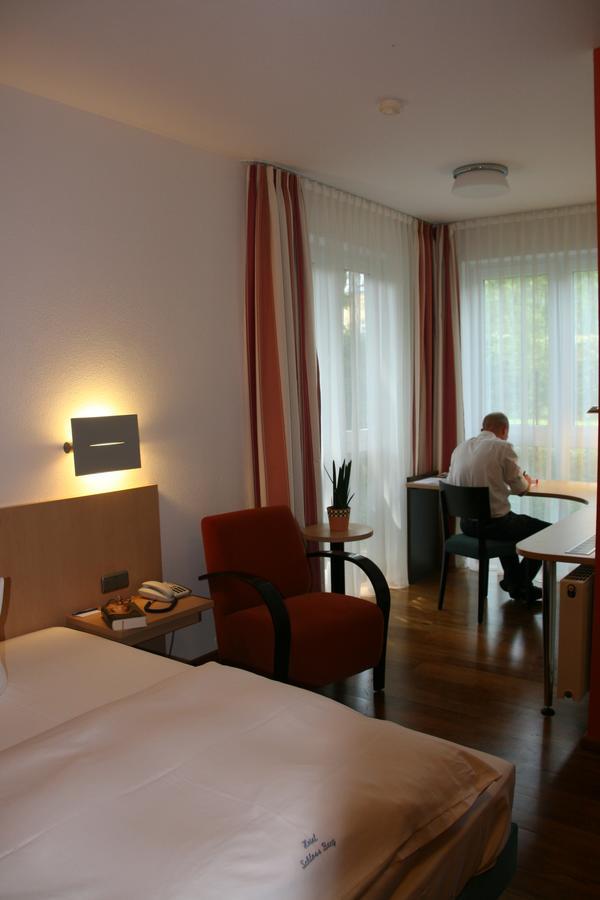 Hotel Schloss Berg แบร์ก อัม ชตาร์นแบร์เกอร์เซ ภายนอก รูปภาพ