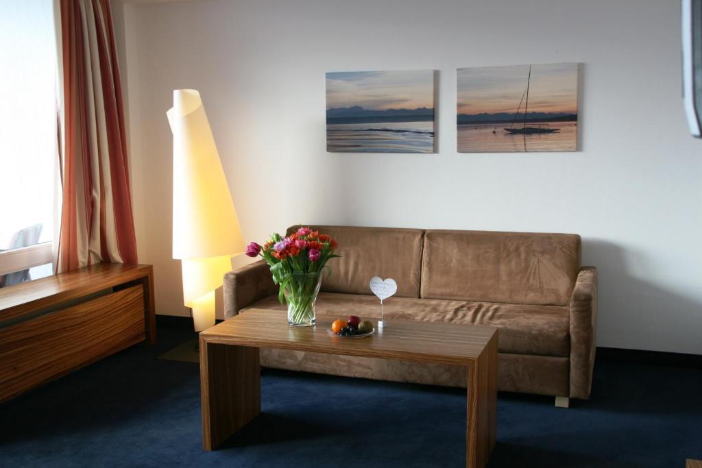 Hotel Schloss Berg แบร์ก อัม ชตาร์นแบร์เกอร์เซ ห้อง รูปภาพ